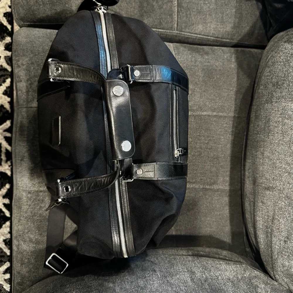 Tumi fabric this super